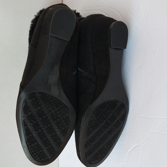 Impo Glema Black Faux Suede Fur Lining Ankle Booties Size 6M - Picture 12 of 16
